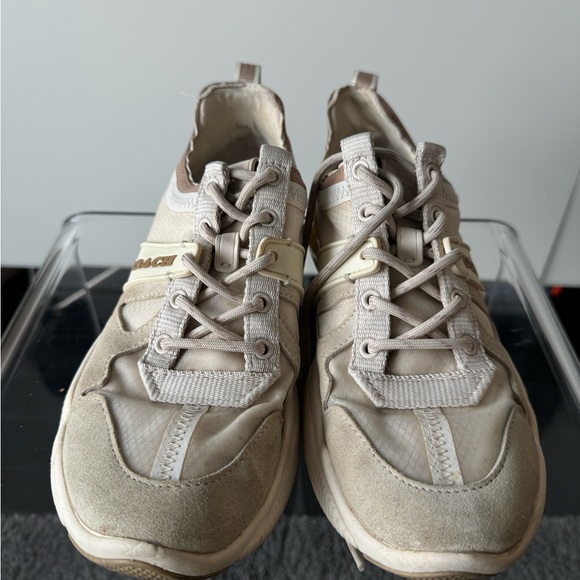 Coach Sneakers Beige - Picture 9 of 11